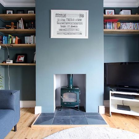 Tranquil 2 Bedroom Home In Totterdown Bristol Exterior photo